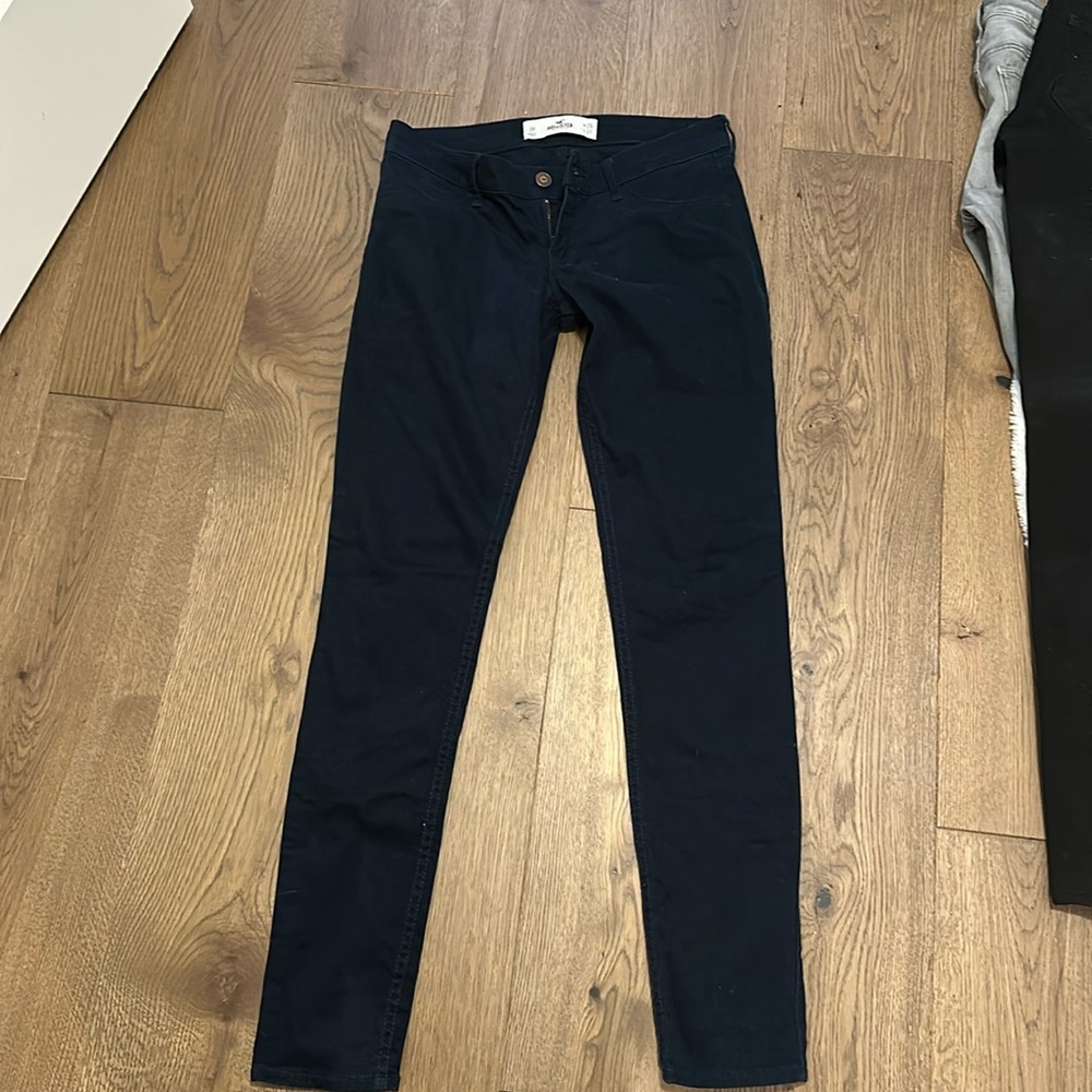 HOLLISTER navy cotton twill jeans